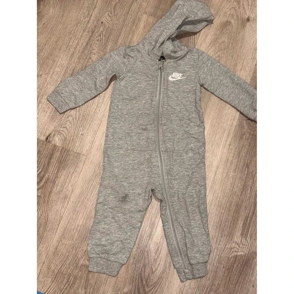 Nike zip up sleeper unisex 18 months